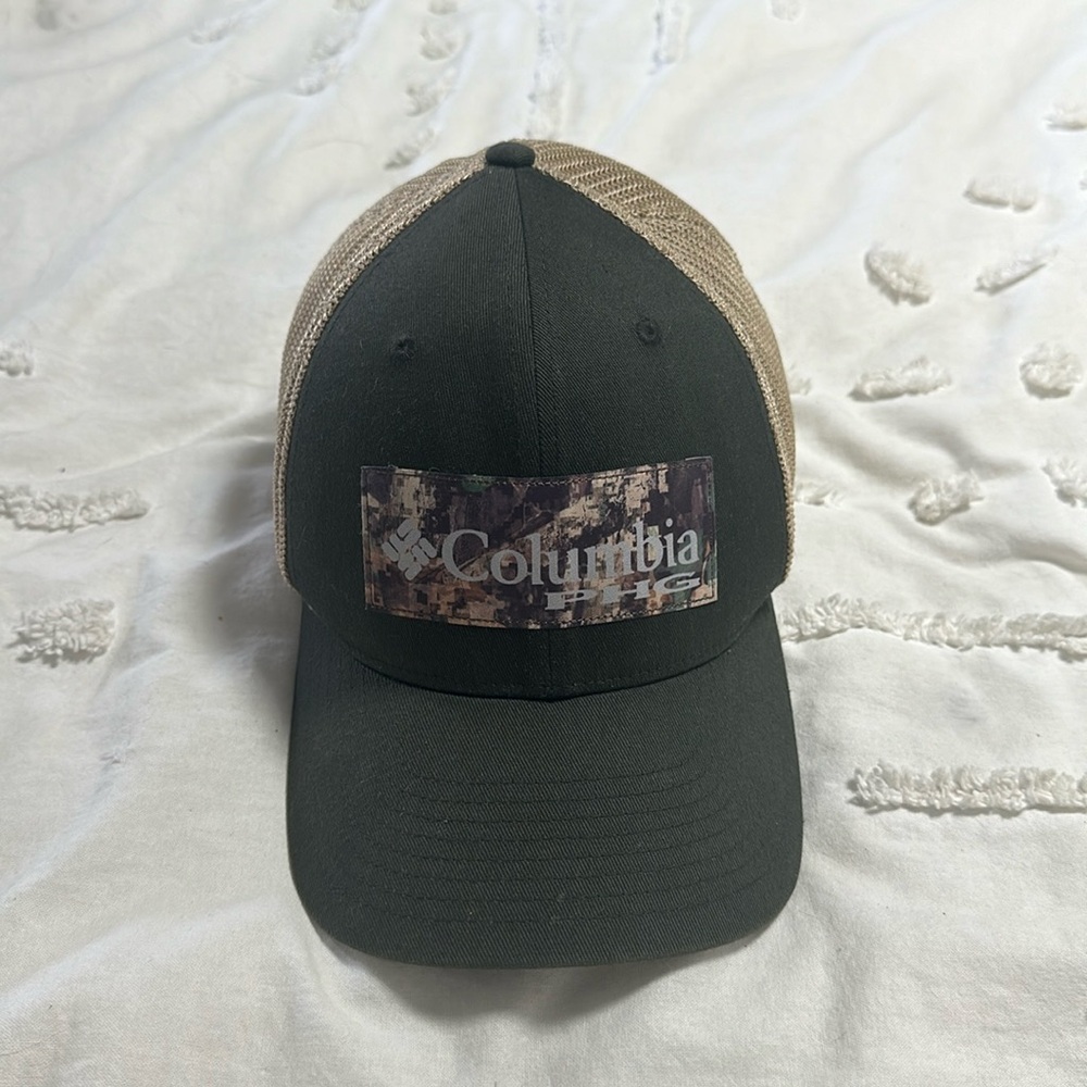 Columbia PHG flexfit hat